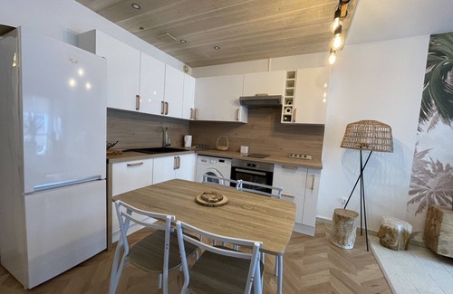 Le Grau-Du-Roi Apartamento | La Méditerranée Appartement au coeur du Village 50 m de la plage
