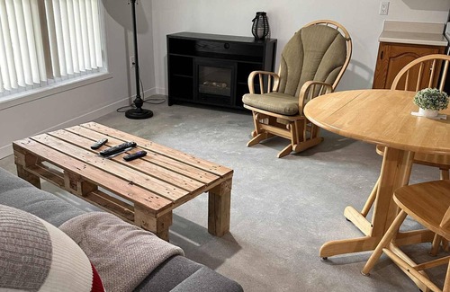 Frontenac Apartamento | La Madeleine, Appartement Rez-de-Jardin parfait pour travail ou loisir.