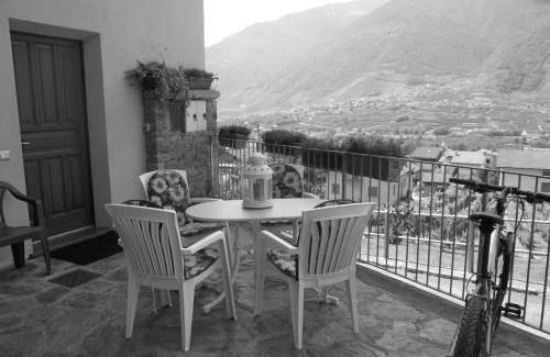 Villa di Tirano Apartamento | La Madonnina