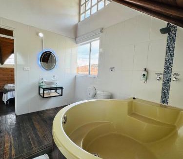 Guatape Hotel | La Madriguera