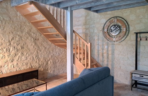 Savigny-en-Veron Casa | La Magnanerie