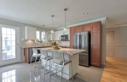 Saint-Paul-d'Abbotsford Casa | La Maison du Bonheur 🫶