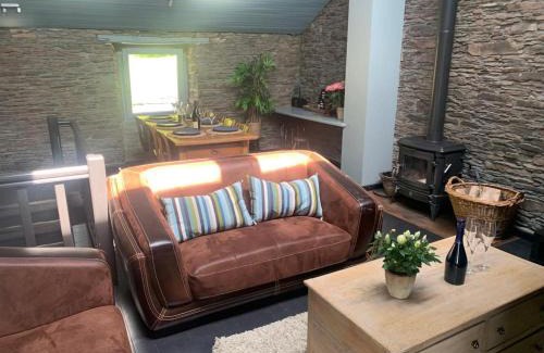 Herbeumont Casa | La Maison Ardoise