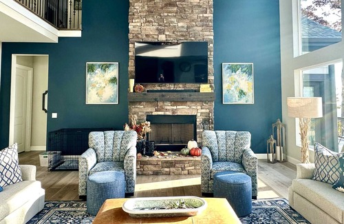Black Mountain Casa | La Maison: Black Mt. Ultra Luxury 6 BR Ensuites in Catawba Falls Preserve