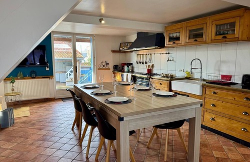 Cottenchy Casa | "La Maison Bleue", calme, jardin, billard