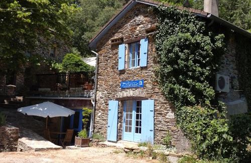 Saint-Melany Casa | La Maison Bleue d'Ardèche