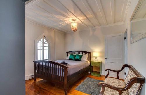 Quartier 5-4 Apartamento | La Maison bleue des Artistes
