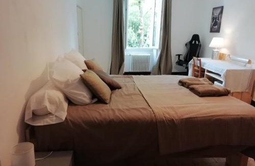 Cereste Casa | La maison Bleue