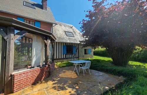 Reux Casa | La maison bleue