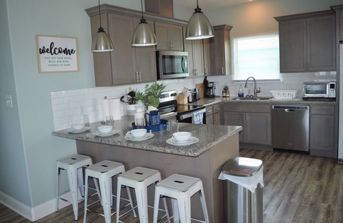 Cameron Parish Casa | La Maison Bleue