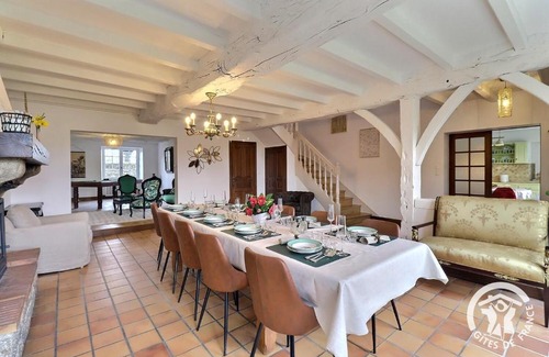 Saint-Symphorien Casa | La maison camelia