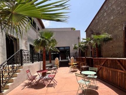 Torreilles Cama Y Desayuno | La Maison Coloniale Suites privatives de luxe