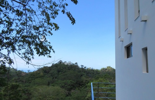 Valle Pura Vida Apartamento | LA MAISON BLANCHE "Le Guanacaste" Appart. 4 pers.
