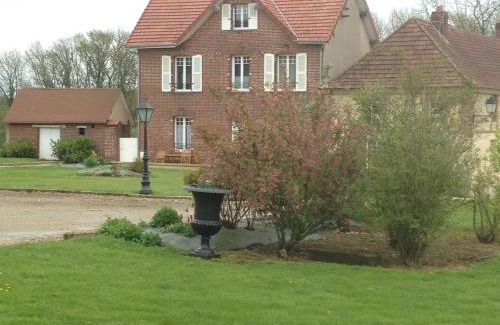 Auneuil Casa | La maison d'amis