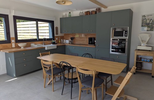 La Poterie-Cap-d'Antifer Casa | La Maison d'Anita at Le Tilleul, 4 km from Etretat, ideal for families or friends.