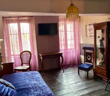 Josselin Cama Y Desayuno | La maison d'en haut