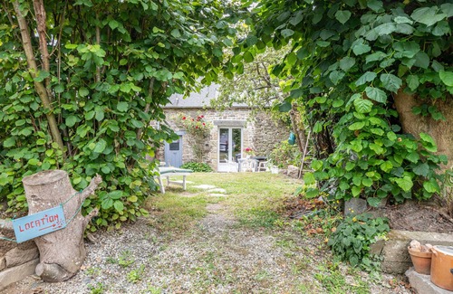 Pleudihen-sur-Rance Casa | La Maison des Fées - Tres Habitaciones Casa, Capacidad 6