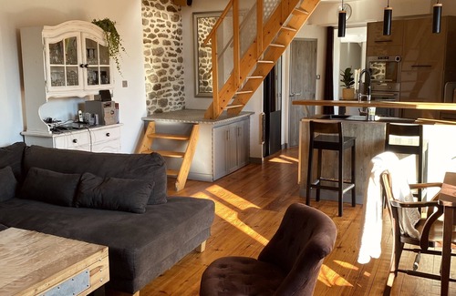 Pleudihen-sur-Rance Casa | La Maison d'Aurélie, country house sleeps 8, near Dinan and St Malo.