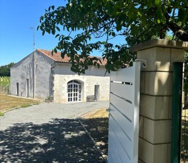 Saint-Fort-sur-Gironde Casa | La Maison d'Amélie