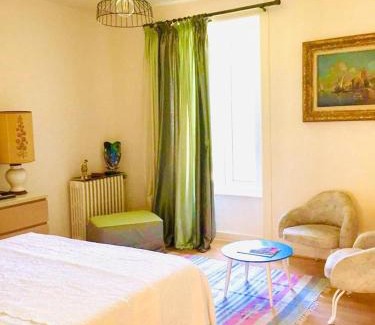 Saint-Yrieix-la-Perche Cama Y Desayuno | La maison d'Hera