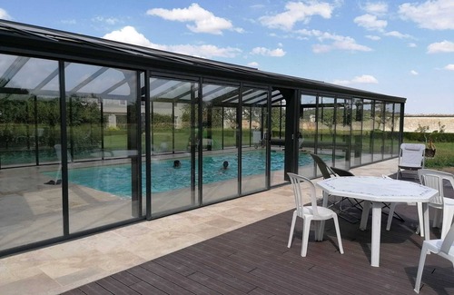 Ville-Saint-Jacques Casa | la Maison du Jardin, albergue 9 personas