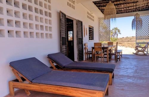 Mahajanga Cabina | La maison d'hôte de la Forêt Retrouvée