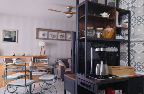 Meze Apartamento | Apartamento en planta baja a 50m del puerto ya 150m de la playa "2 **"