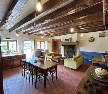 La Guiche Casa | la maison de Barbara