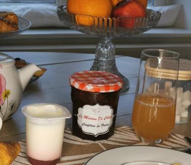 Arry Cama Y Desayuno | La maison de Céline