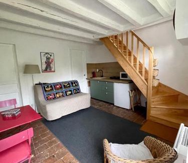 Chaise-Dieu-du-Theil Casa | La Maison de Maud