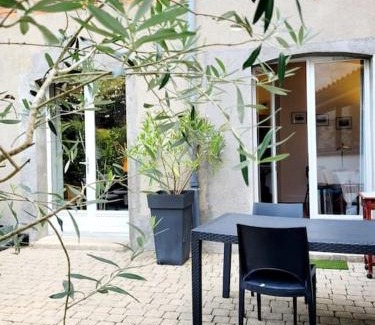 Richebourg - Saint-Clement Casa | La maison de jade - Demeure de charme avec parking