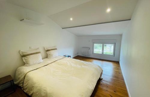 Brizambourg Casa | La Maison de la Brousse