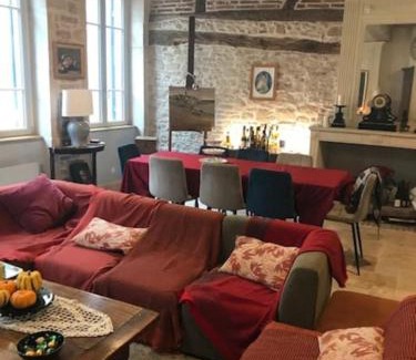 Tournus Casa | La maison de Lea, chambres d'hôtes de 14 couchages