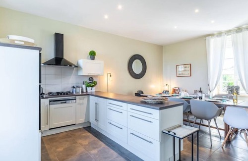 Caden Casa | La Maison des Frères (villa + annexe) by Interhome