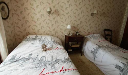 Saint-Mary-le-Plain Casa | La Maison des Chats
