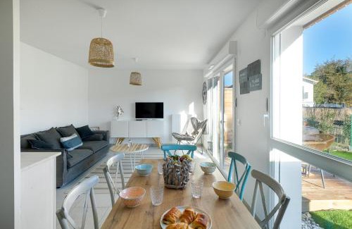 Gujan-Mestras Casa | La Maison Des Lys YourHostHelper