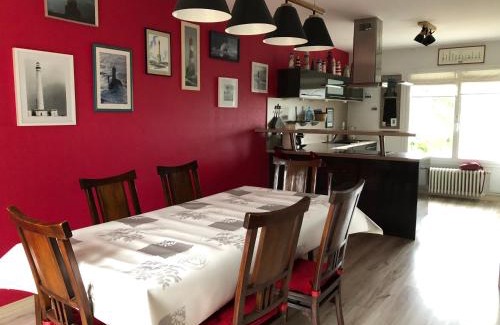 Lion-sur-Mer Casa | La Maison des phares