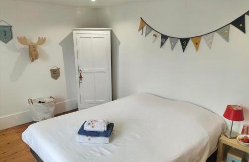 Falaise Casa | La maison des Remparts