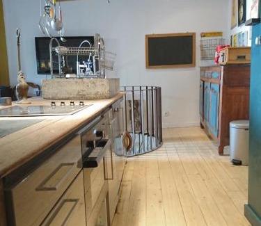 Aigueze Casa | La maison du brocanteur