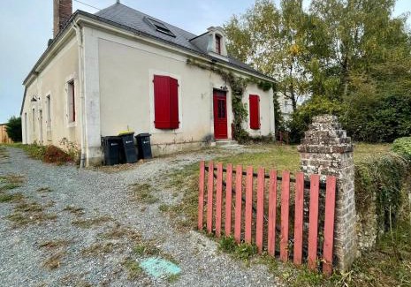 Jupilles Casa | La Maison du Clocher