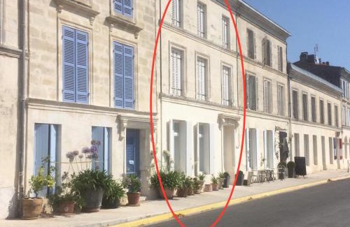 Mortagne-sur-Gironde Casa | La Maison du Port