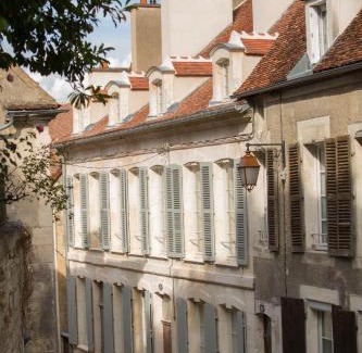 Tonnerre Casa | La Maison du Haut