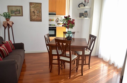 Historical Downtown Salerno Apartamento | La Maison du Paradis: apartamento con encanto en el corazón de Salerno