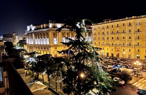 Historical Downtown Salerno Apartamento | La Maison du Paradis: apartamento con encanto en el corazón de Salerno