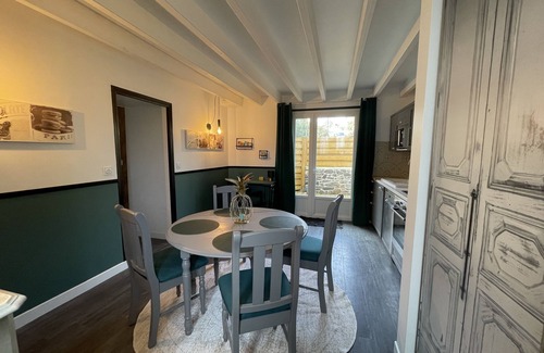 Binic Casa | La maison du Phare: Beaches and shops on foot