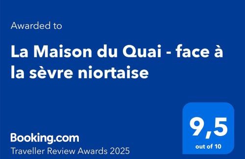 Centre Ville Casa | La Maison du Quai - face à la sèvre niortaise