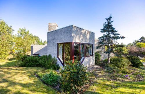 Koksijde Casa | La Maison Fleurie - Sunny holiday home with large garden, parking, within walking distance of the sea