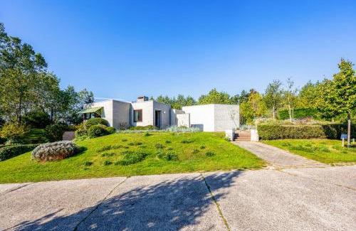 Koksijde Casa | La Maison Fleurie - Sunny holiday home with large garden, parking, within walking distance of the sea