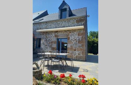 Saint-Sauveur-des-Landes Casa | LA MAISON BLEUE