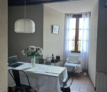 Sainte-Severe-sur-Indre Casa | La maison du rempart